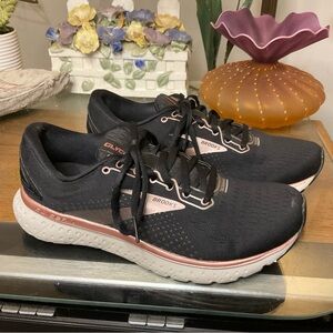 BROOKS WOMENS GLYCERIN 18 RUNNING SHOES SZ 8